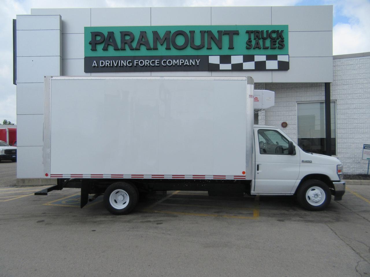 2022 Ford E-450 GAS 14 FT HIGH BOX NEW LOW TEMP REEFER SYSTEM Photo