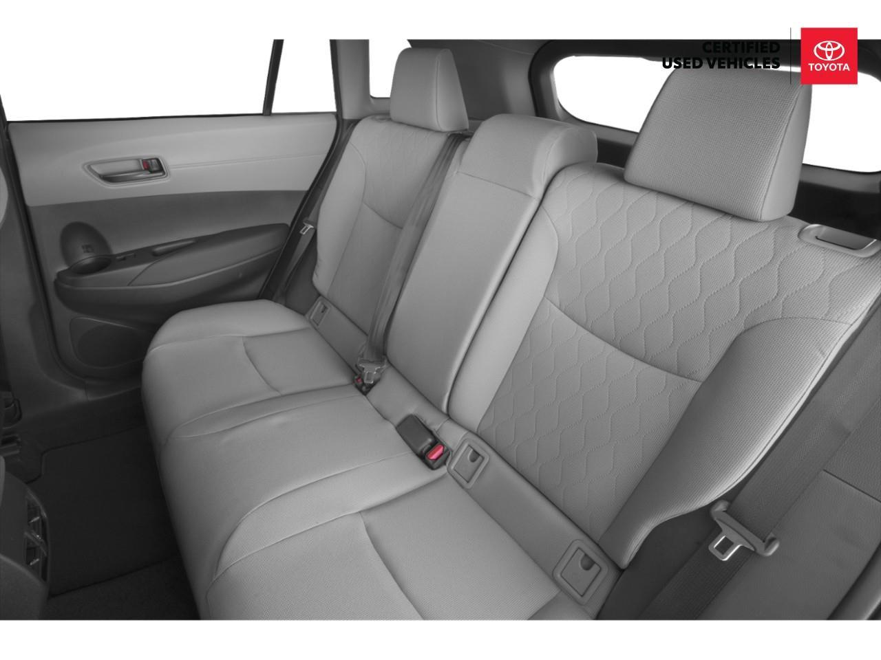 2024 Toyota Corolla Cross LE 4dr All-Wheel Drive Photo