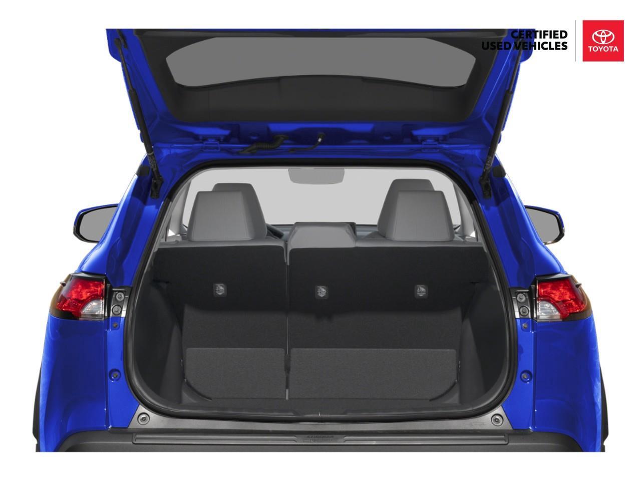 2024 Toyota Corolla Cross LE 4dr All-Wheel Drive Photo