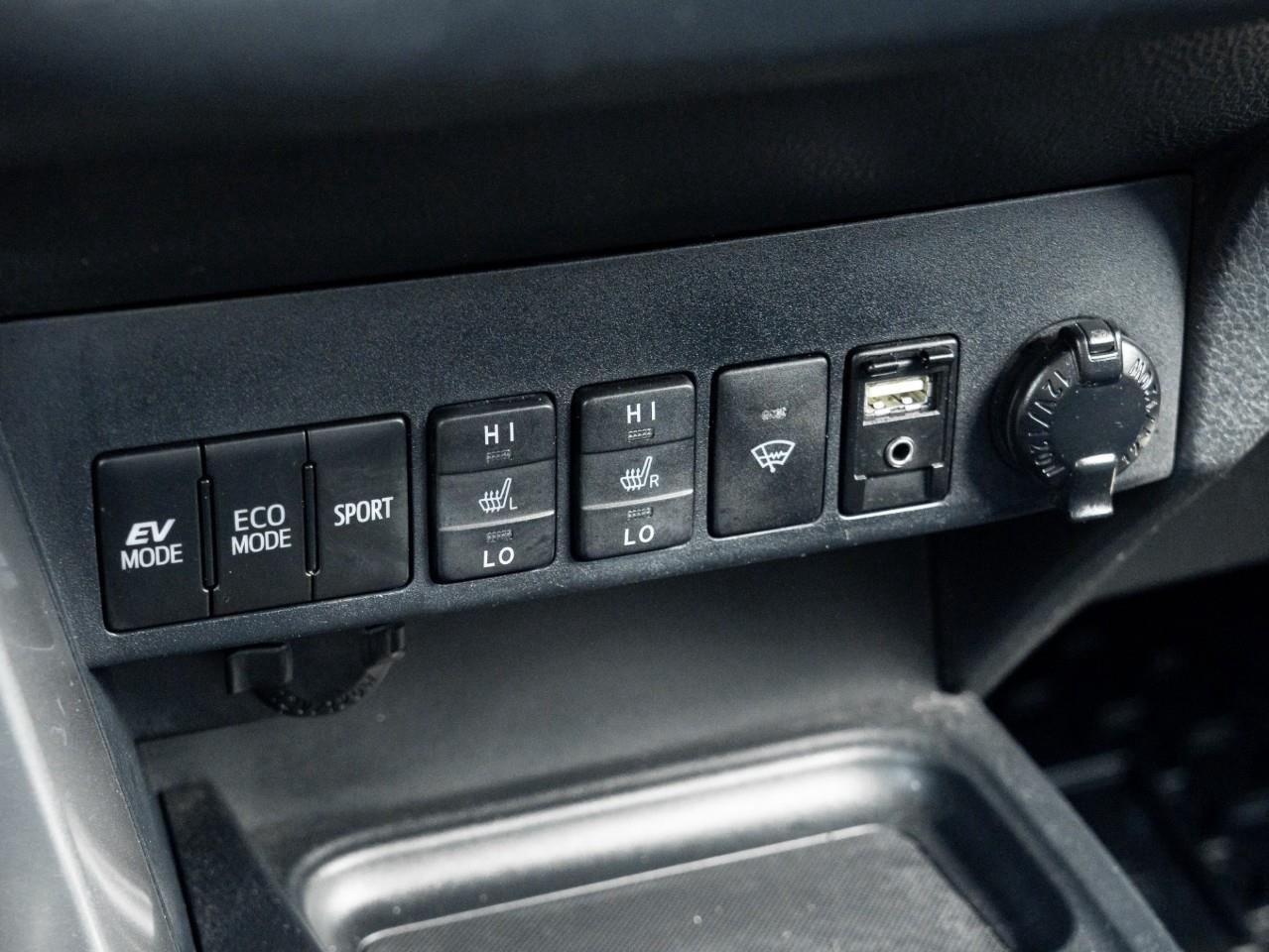 2018 Toyota RAV4 Hybrid LE+ 4dr All-Wheel Drive Photo