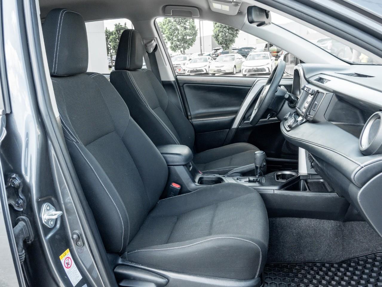 2018 Toyota RAV4 Hybrid LE+ 4dr All-Wheel Drive Photo