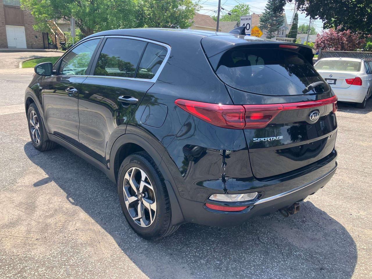 2020 Kia Sportage LX Photo