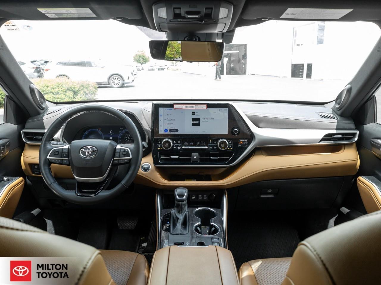 2023 Toyota Highlander Hybrid PLATINUM HYBRID AWD PANORAMIC ROOF 7 PASSENGER BIR Photo