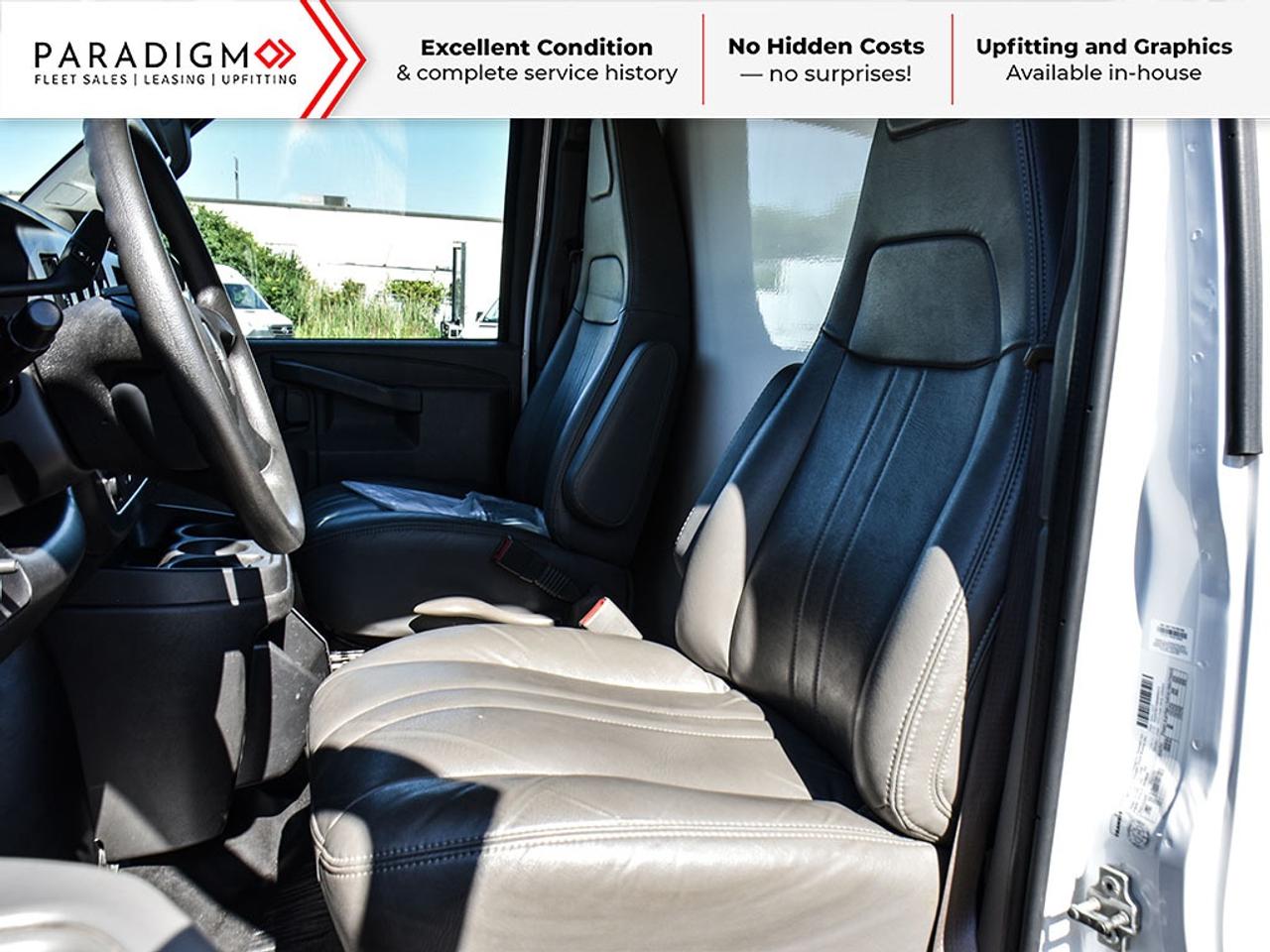 2025 GMC Savana Cargo Van CUBE VAN Photo
