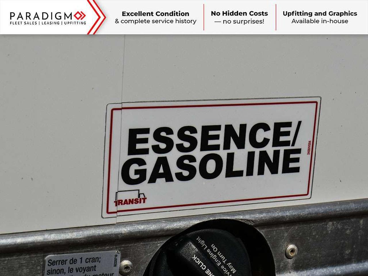 2025 GMC GMCSavana 139" 12' Cube Box Standard Truck Photo