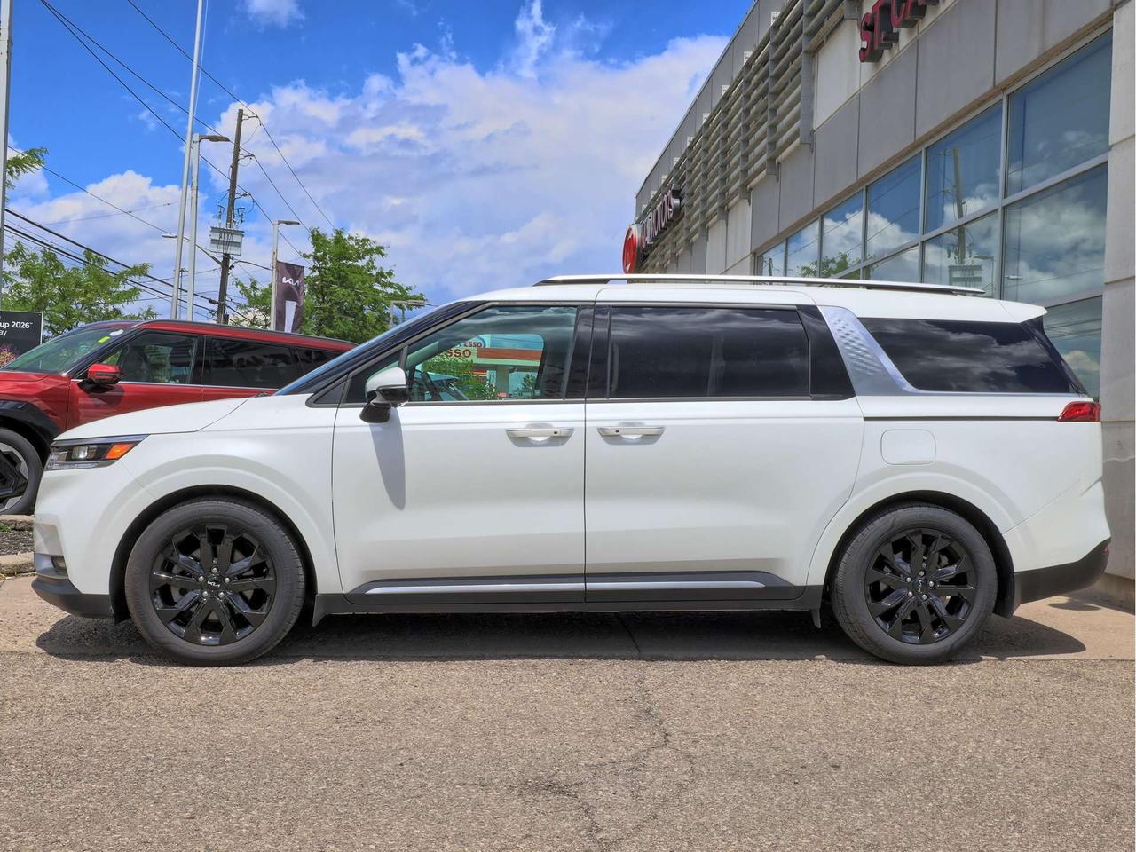 2024 Kia Carnival SX   Surroundview   Cooled Seat   Bose Sound Photo