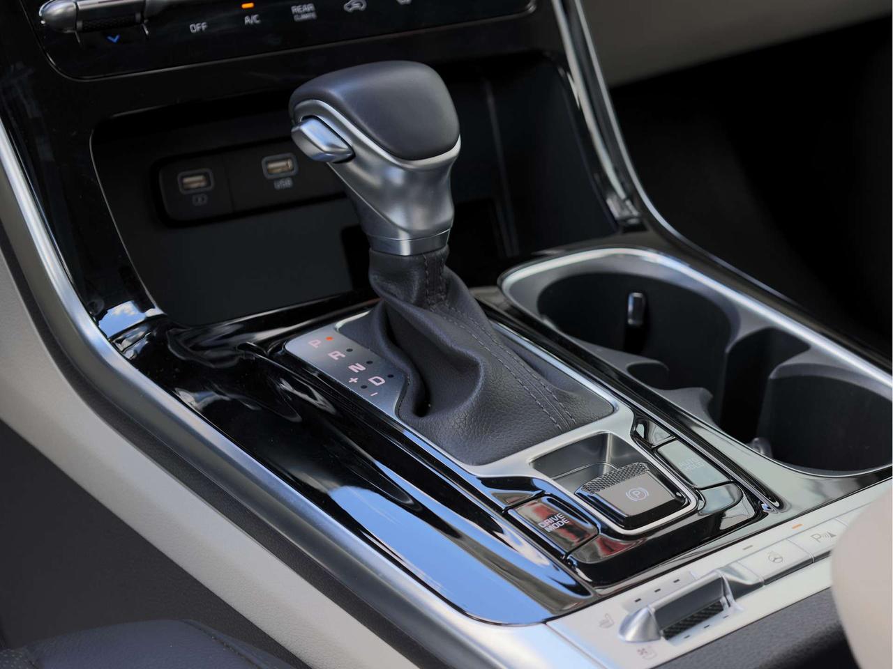2024 Kia Carnival SX   Surroundview   Cooled Seat   Bose Sound Photo