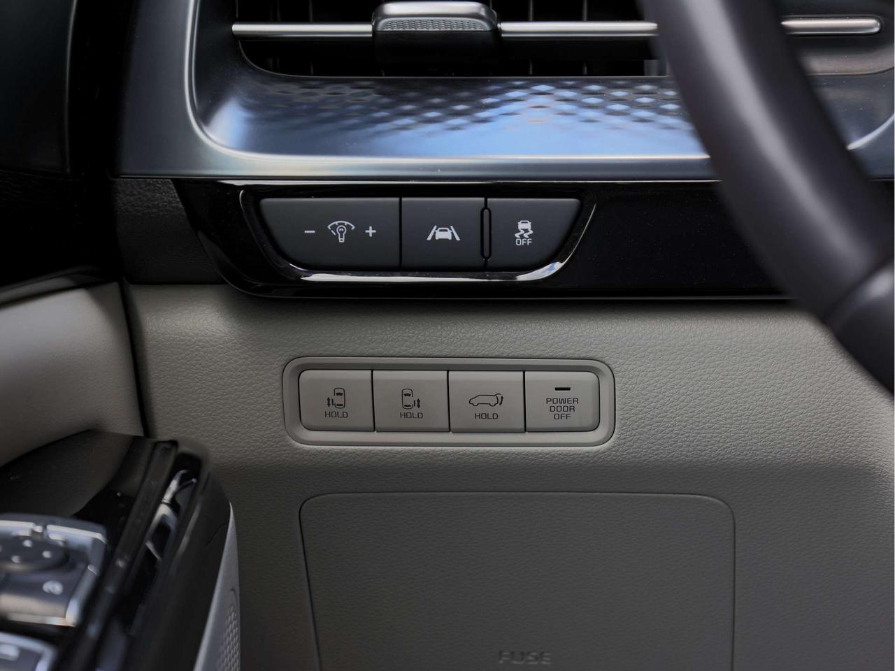 2024 Kia Carnival SX   Surroundview   Cooled Seat   Bose Sound Photo