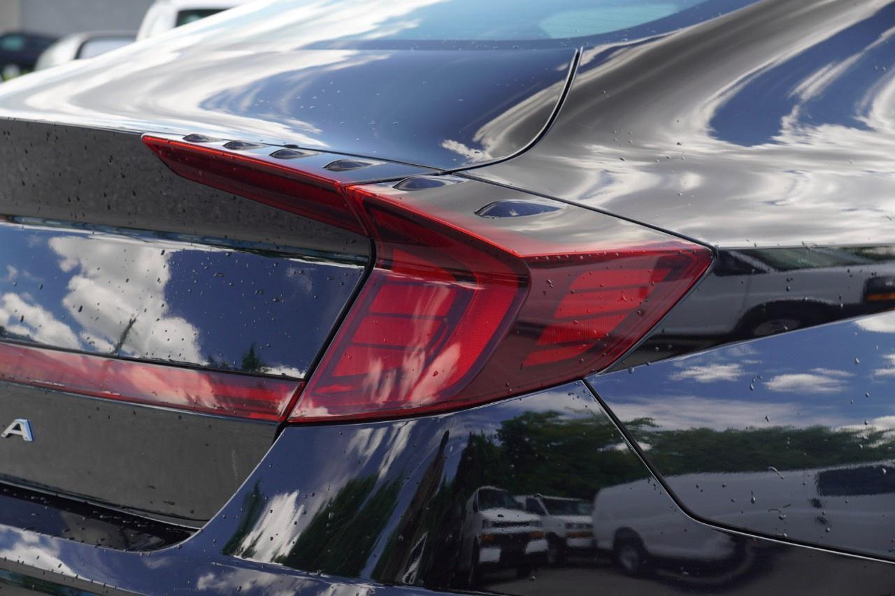 2023 Hyundai Sonata 1.6T SPORT Photo3