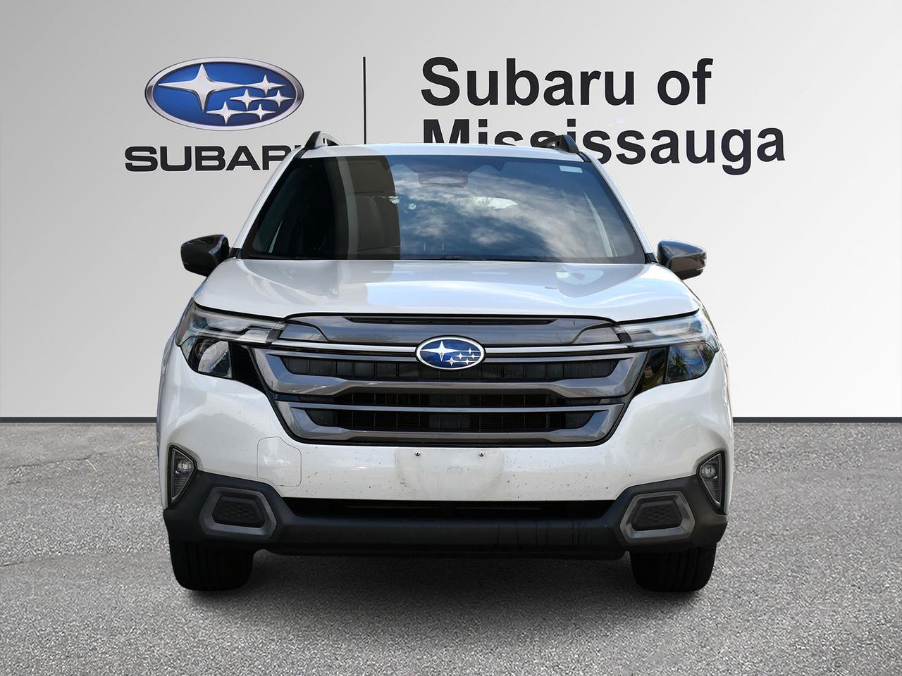 2025 Subaru Forester LIMITED   CLEAN CARFAX   LEATHER   NAVI   CARPLAY Photo2