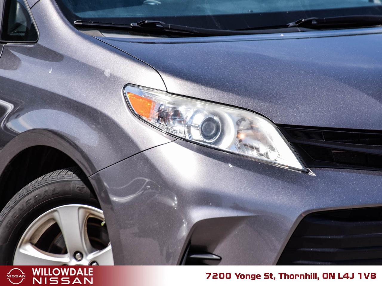 2019 Toyota Sienna 7-Passenger 4dr Front-wheel Drive Passenger Van Photo