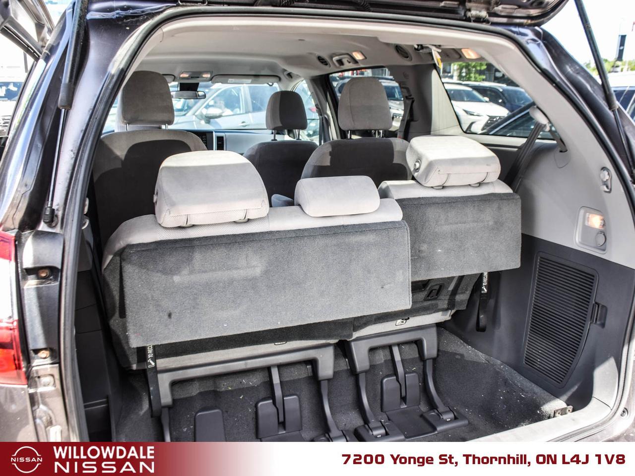 2019 Toyota Sienna 7-Passenger 4dr Front-wheel Drive Passenger Van Photo