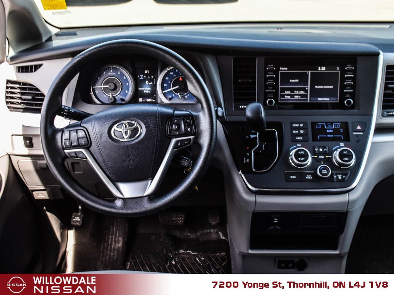 2019 Toyota Sienna 7-Passenger 4dr Front-wheel Drive Passenger Van Photo