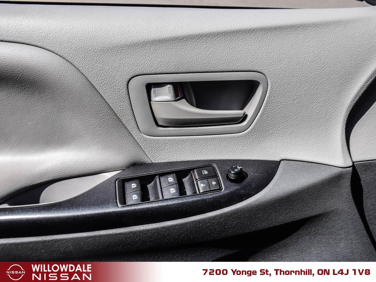 2019 Toyota Sienna 7-Passenger 4dr Front-wheel Drive Passenger Van Photo