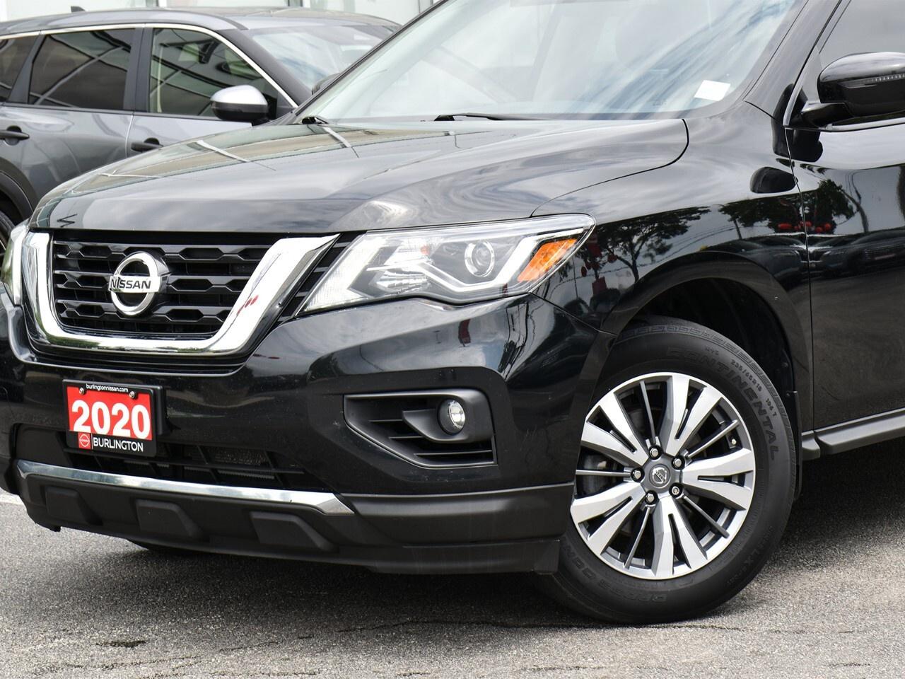 2020 Nissan Pathfinder SV TECH, LOW KMS, GREAT FAMILY VEHICLE Photo
