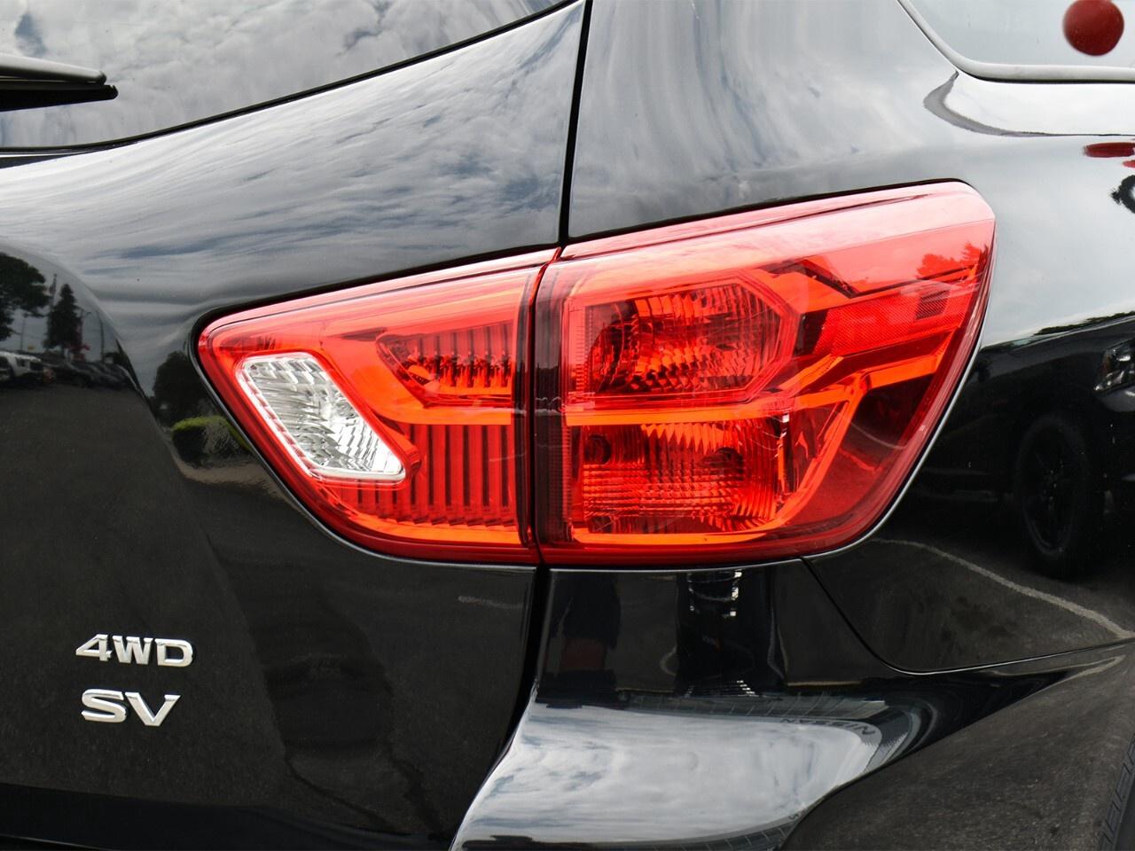 2020 Nissan Pathfinder SV TECH, LOW KMS, GREAT FAMILY VEHICLE Photo