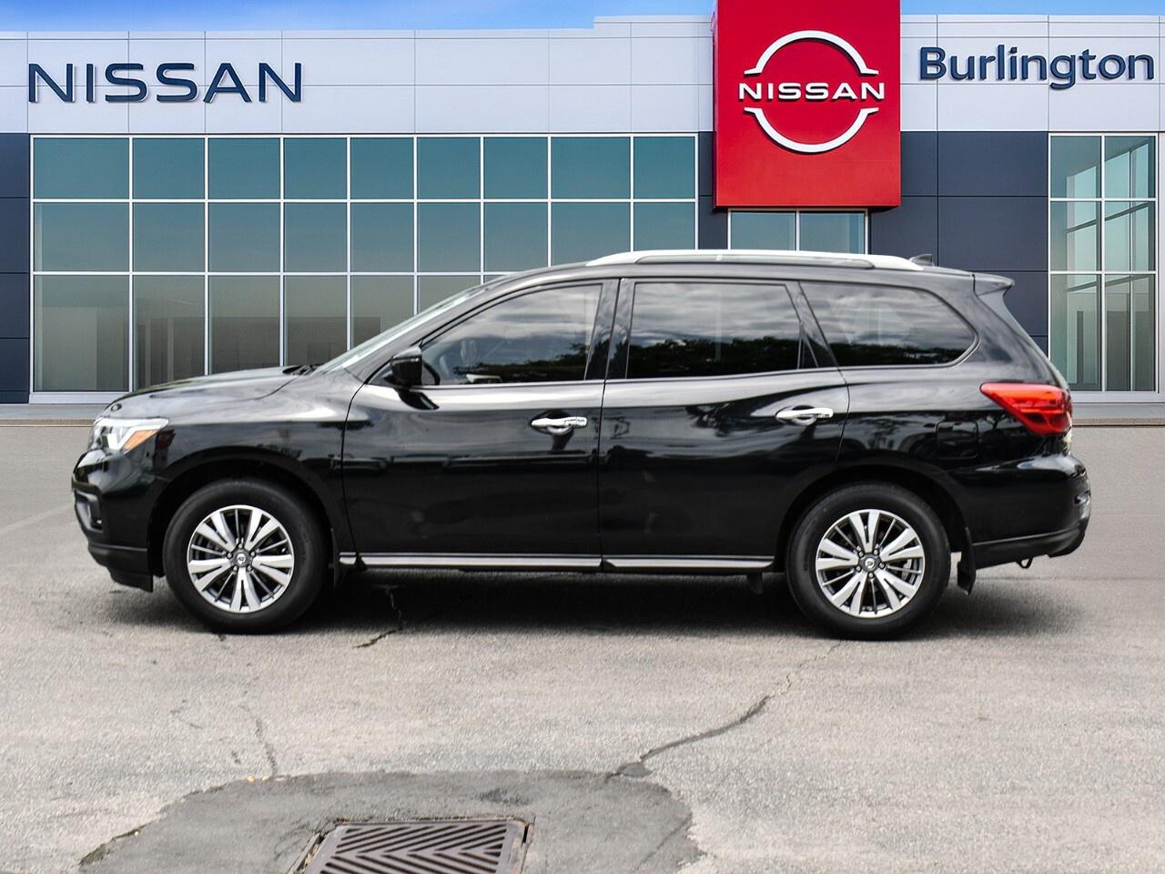 2020 Nissan Pathfinder SV TECH, LOW KMS, GREAT FAMILY VEHICLE Photo