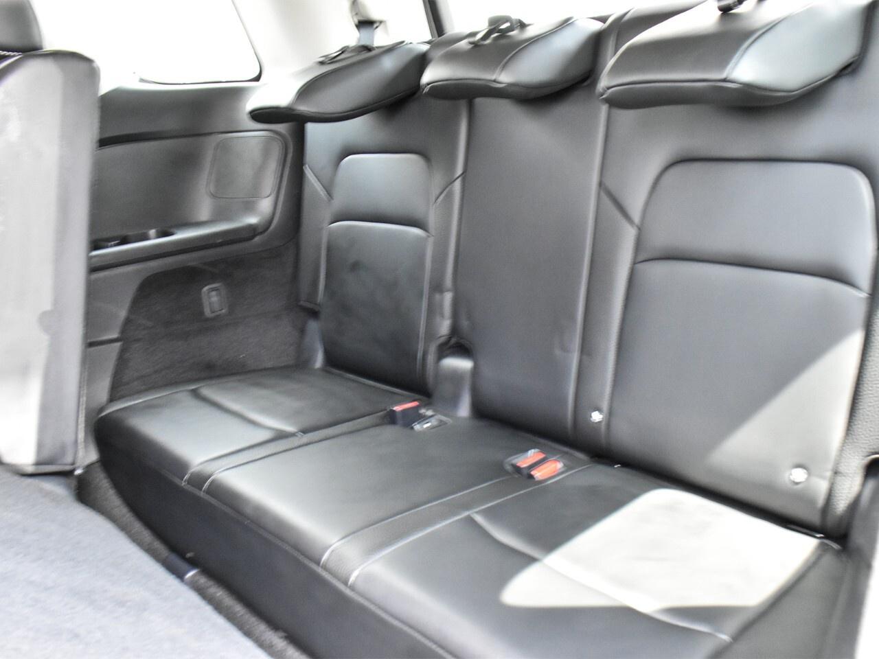 2023 Nissan Pathfinder SL, 8 PASS, DEALER MAINTAINED, EXTENDED WARRANTY Photo