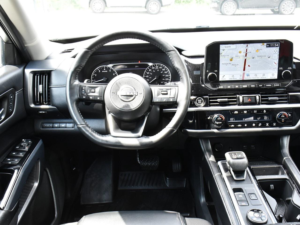 2023 Nissan Pathfinder SL, 8 PASS, DEALER MAINTAINED, EXTENDED WARRANTY Photo