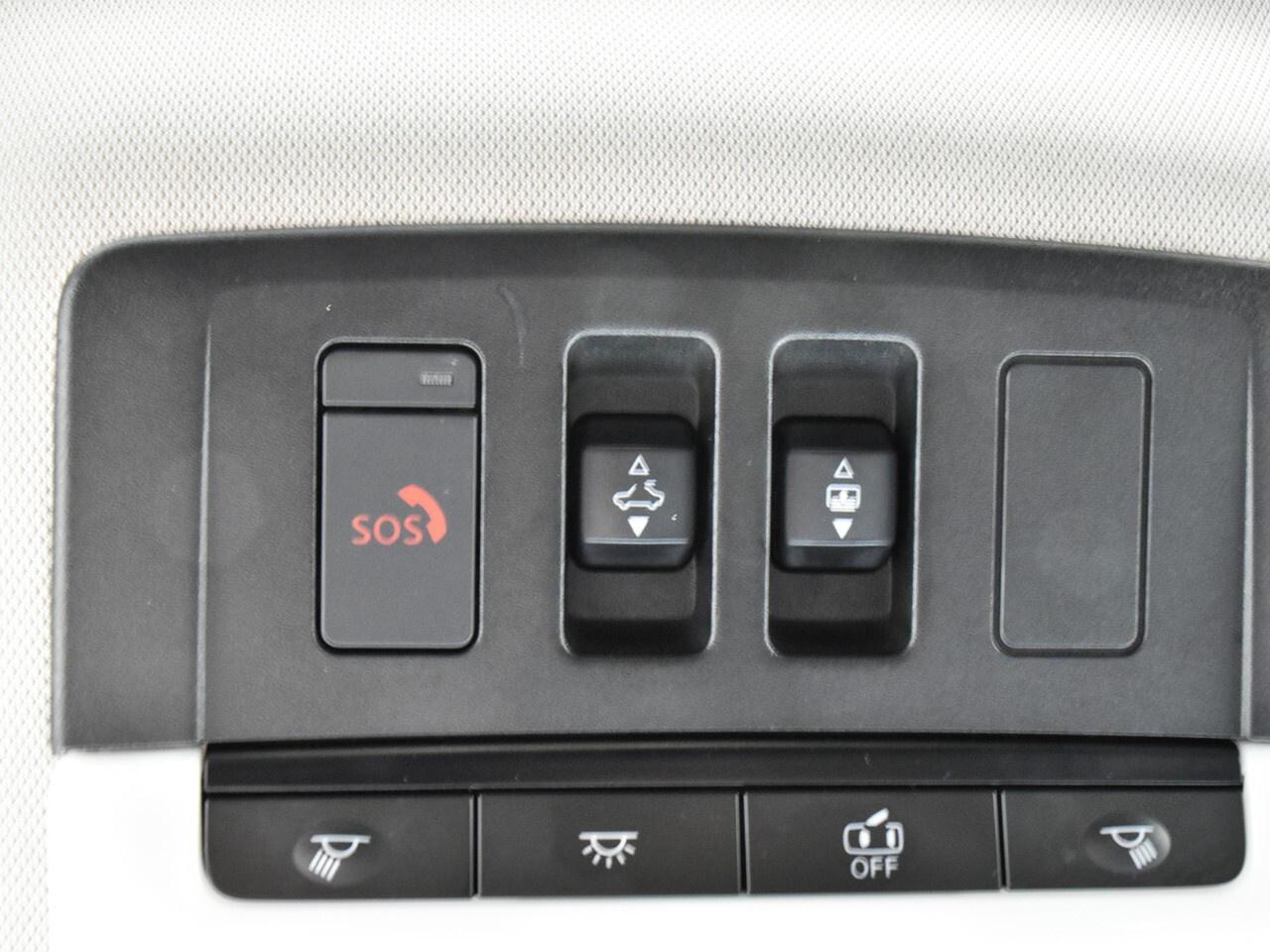 2023 Nissan Pathfinder SL, 8 PASS, DEALER MAINTAINED, EXTENDED WARRANTY Photo