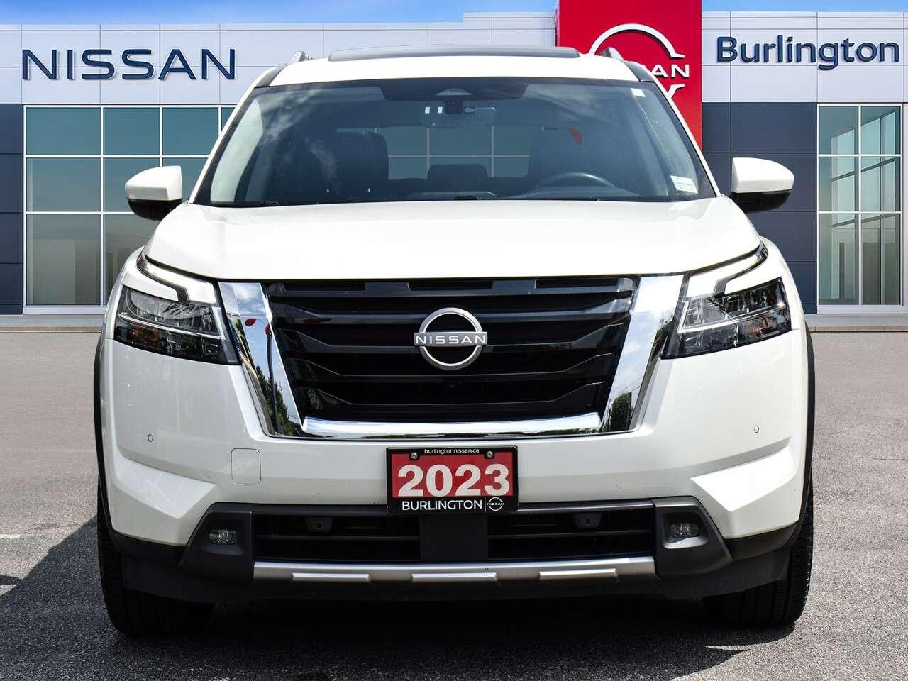 2023 Nissan Pathfinder SL, 8 PASS, DEALER MAINTAINED, EXTENDED WARRANTY Photo