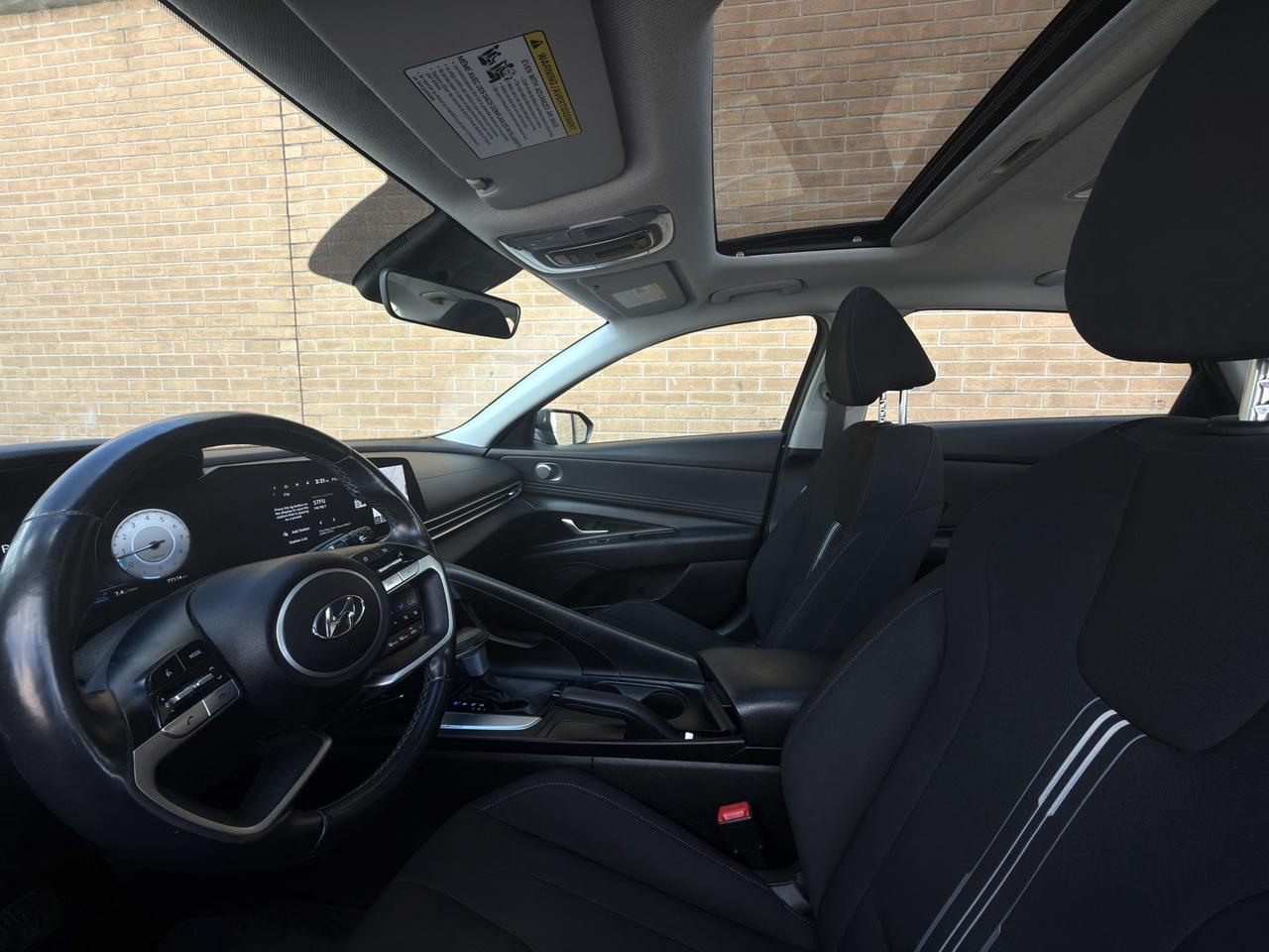 2023 Hyundai Elantra Preferred w/Tech   Sunroof   Navi   Driver Assist Photo