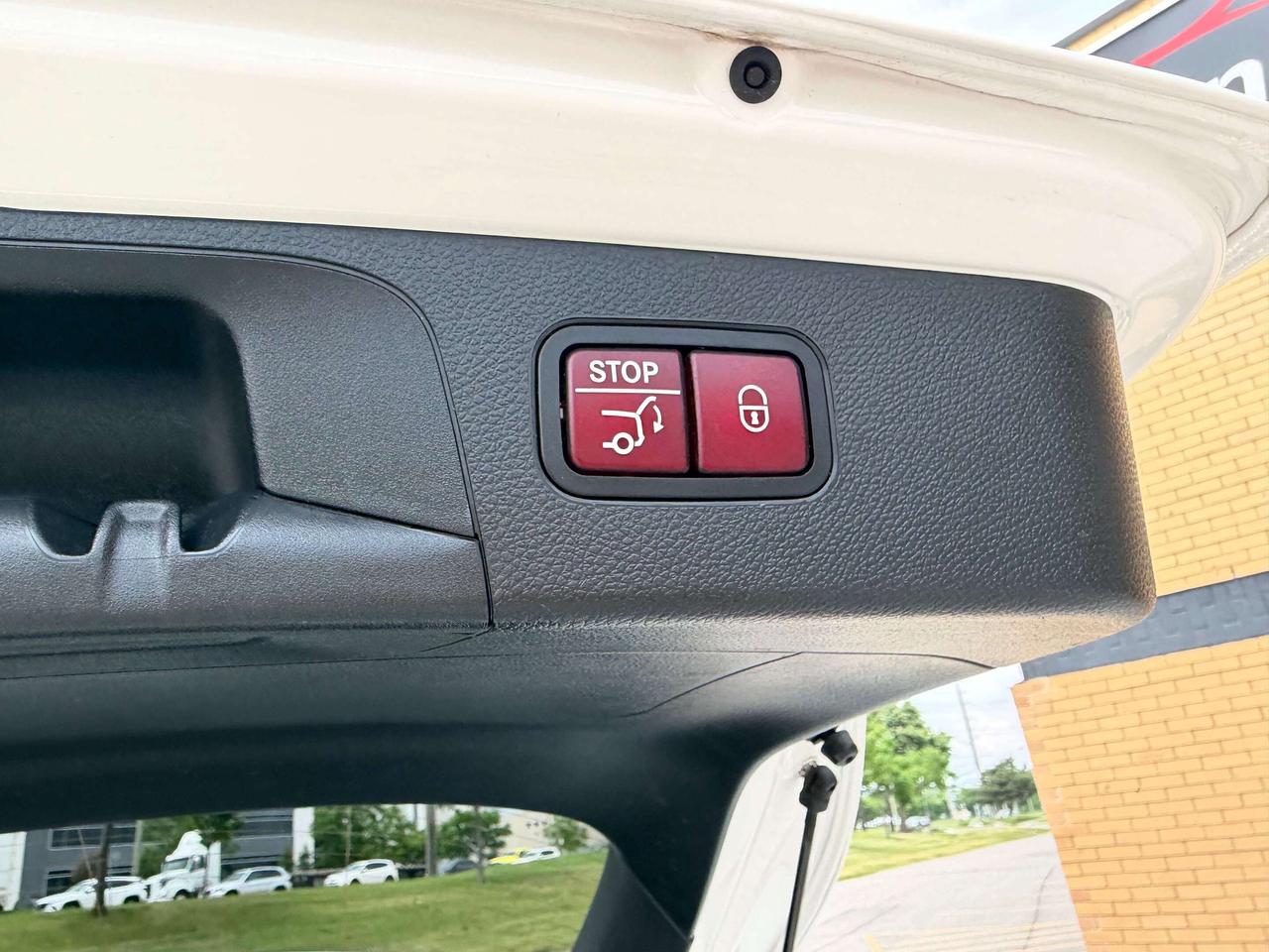 2020 Mercedes-Benz AMG GLC 43 AMG 360 CAMERA ADAPTIVE CRUISE DIGITAL LIGHT Photo