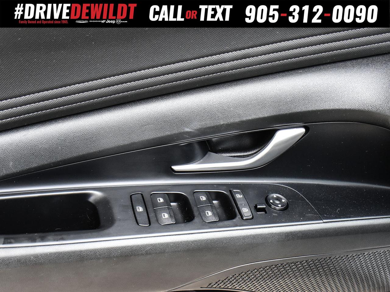 2021 Hyundai Elantra PREFFERED   SUNROOF   HEATED SEATS Photo