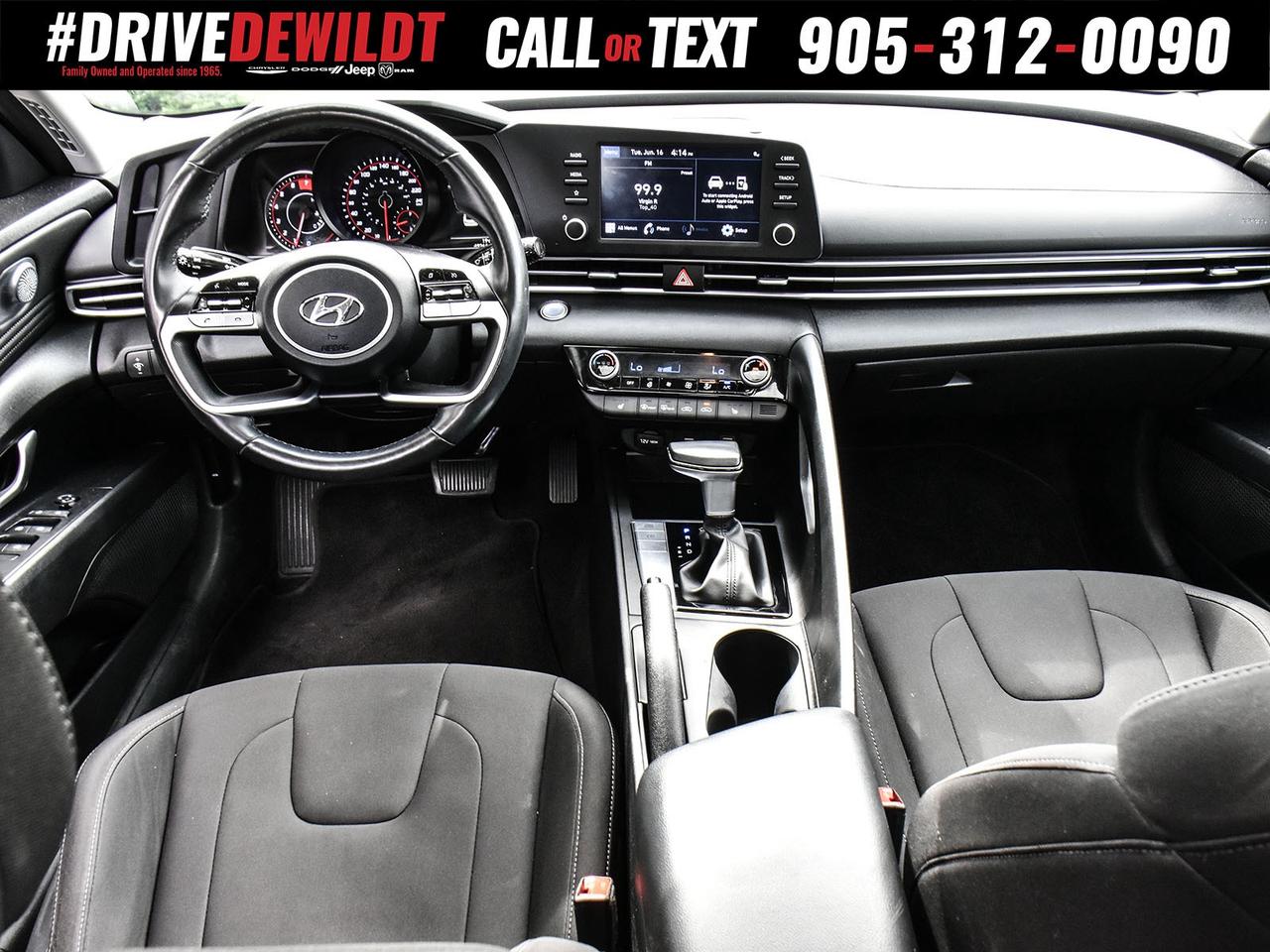 2021 Hyundai Elantra PREFFERED   SUNROOF   HEATED SEATS Photo
