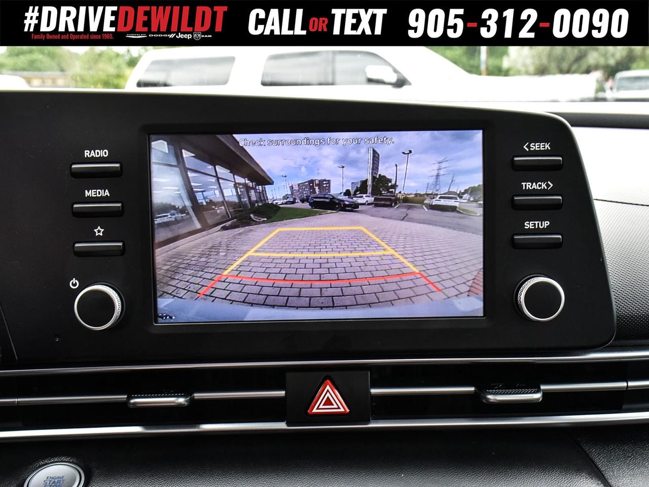 2021 Hyundai Elantra PREFFERED   SUNROOF   HEATED SEATS Photo
