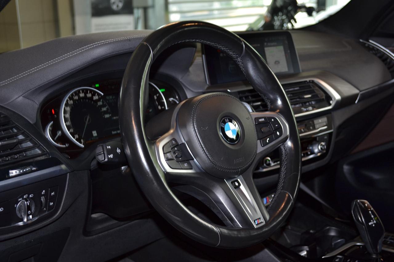 2019 BMW X3 M40i Photo3