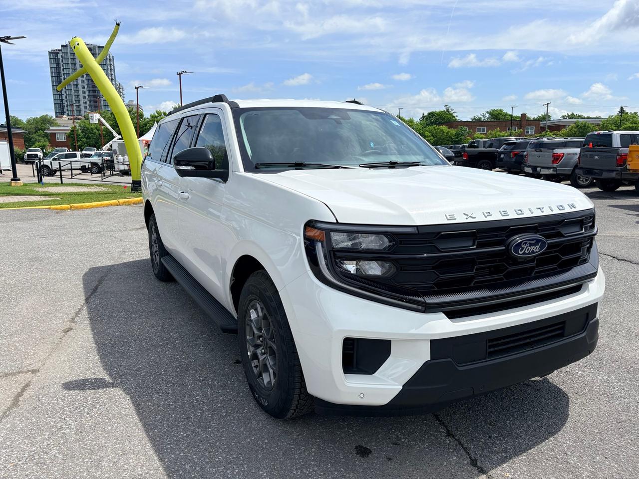 2026 Ford Expedition Max Active 4dr 4x4 Photo