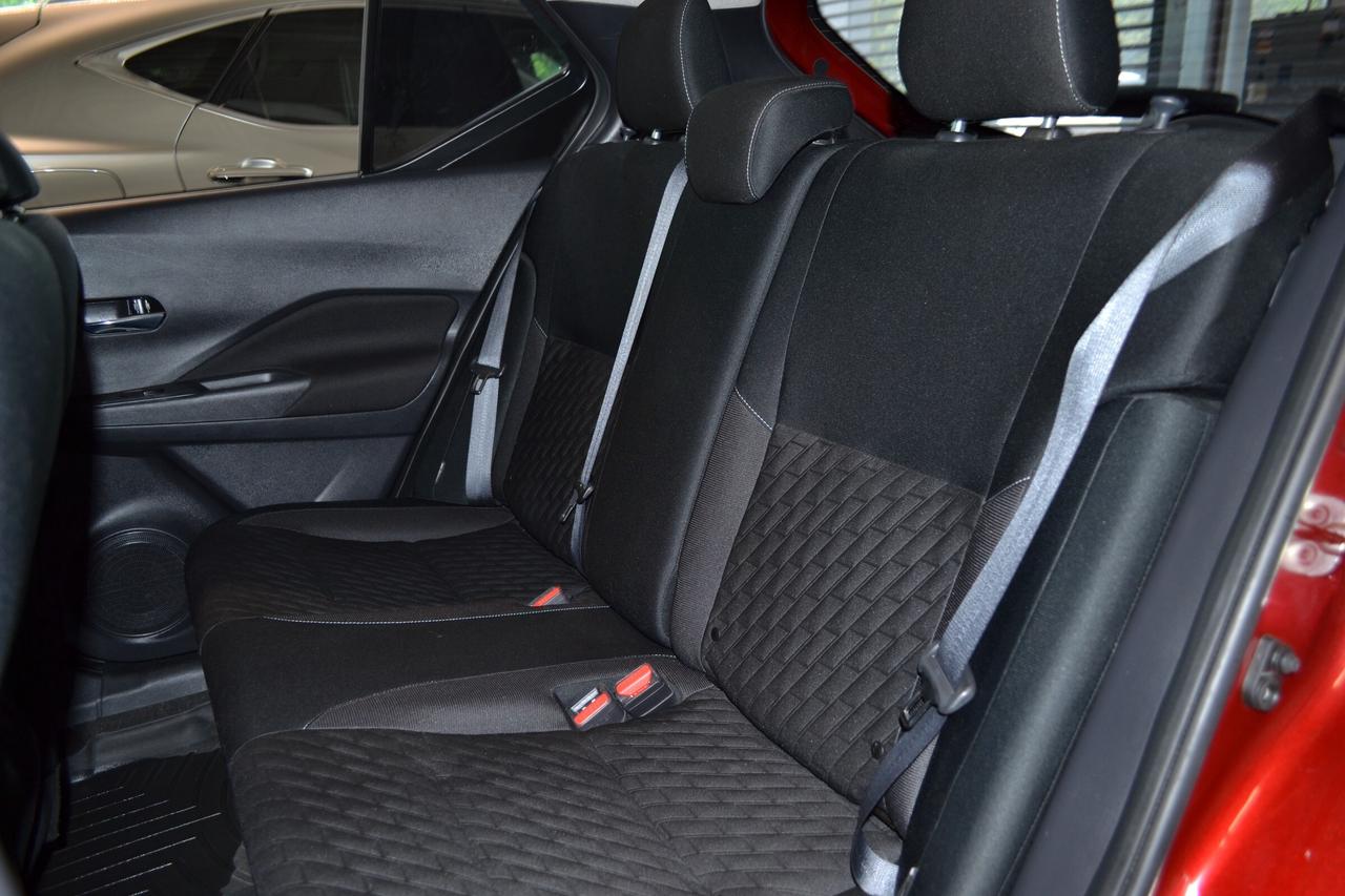 2023 Nissan Kicks SV Photo