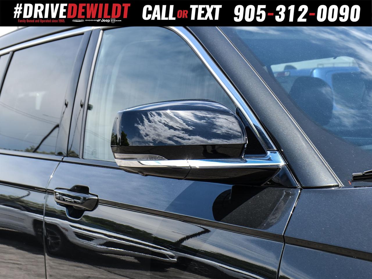 2023 Jeep Grand Cherokee L L   LIMITED   LUXURY TECH GRP   LEATHER SEATS Photo