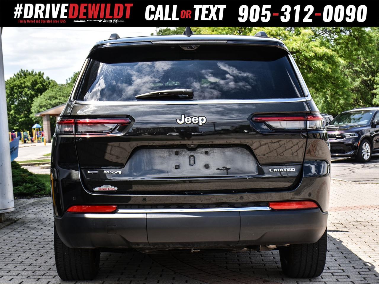 2023 Jeep Grand Cherokee L L   LIMITED   LUXURY TECH GRP   LEATHER SEATS Photo
