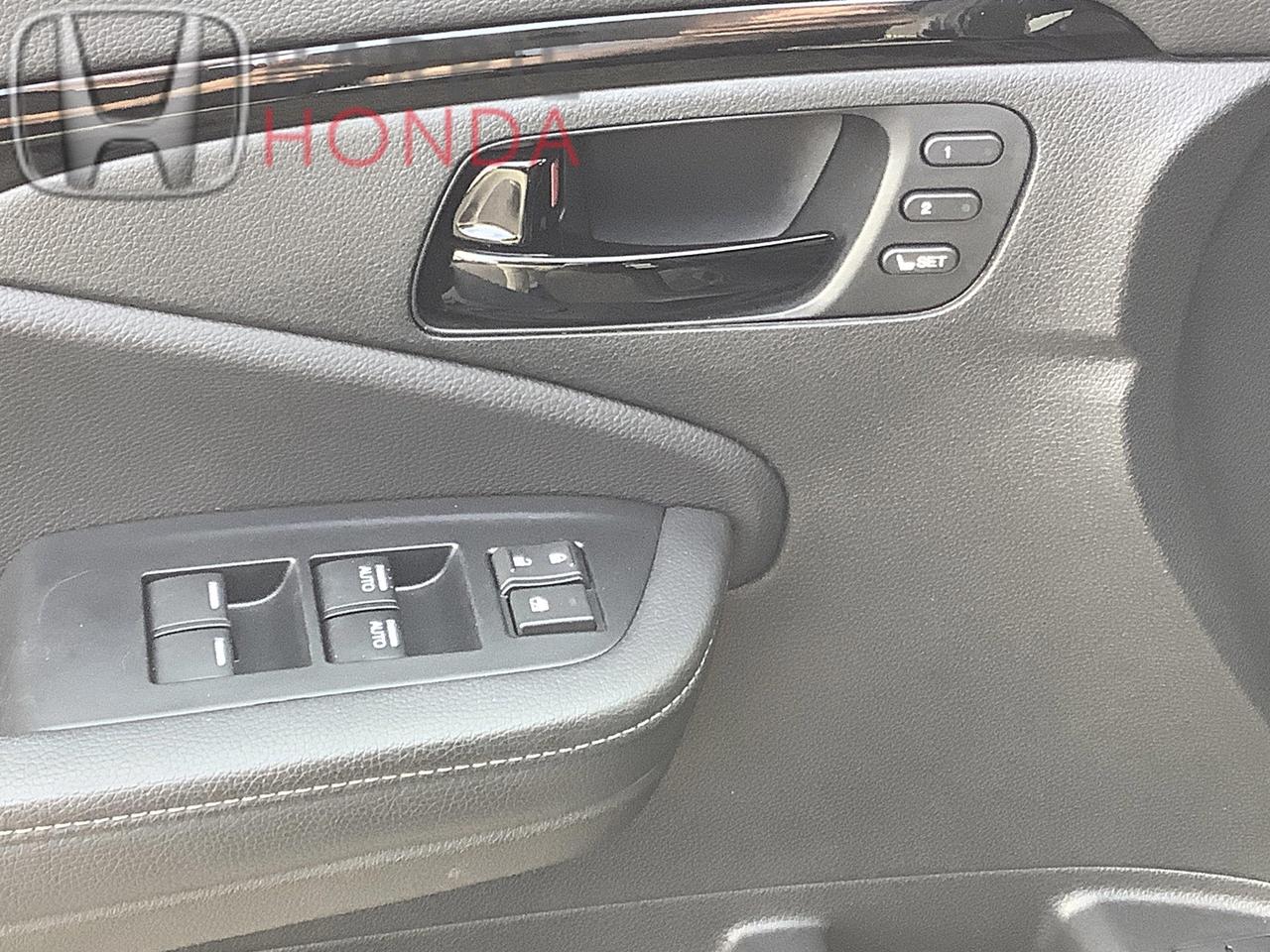 2023 Honda Passport Touring 4dr All-Wheel Drive Photo