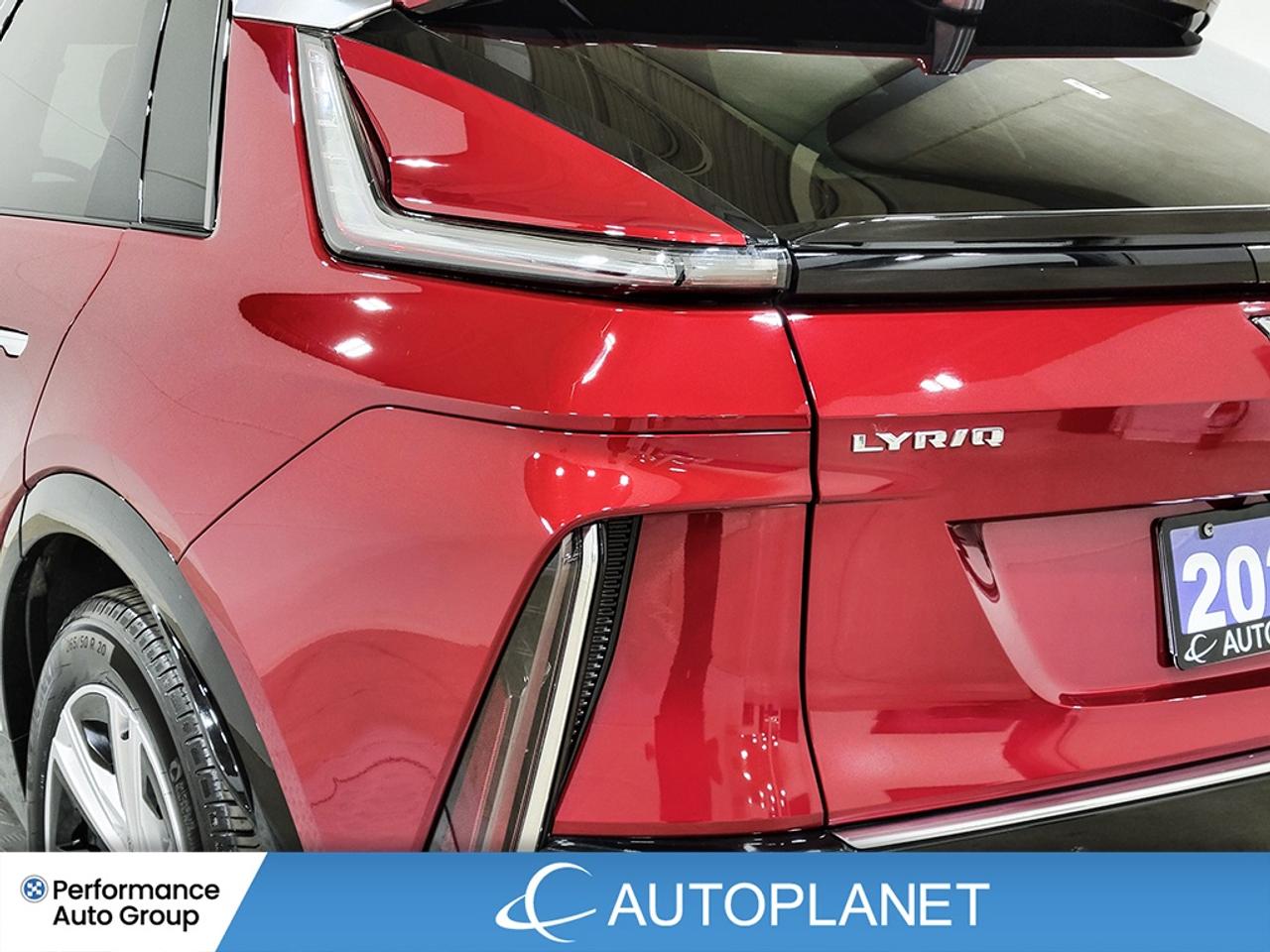 2024 Cadillac LYRIQ Tech, Electric, 494Km Range (est), Back Up Cam! Photo