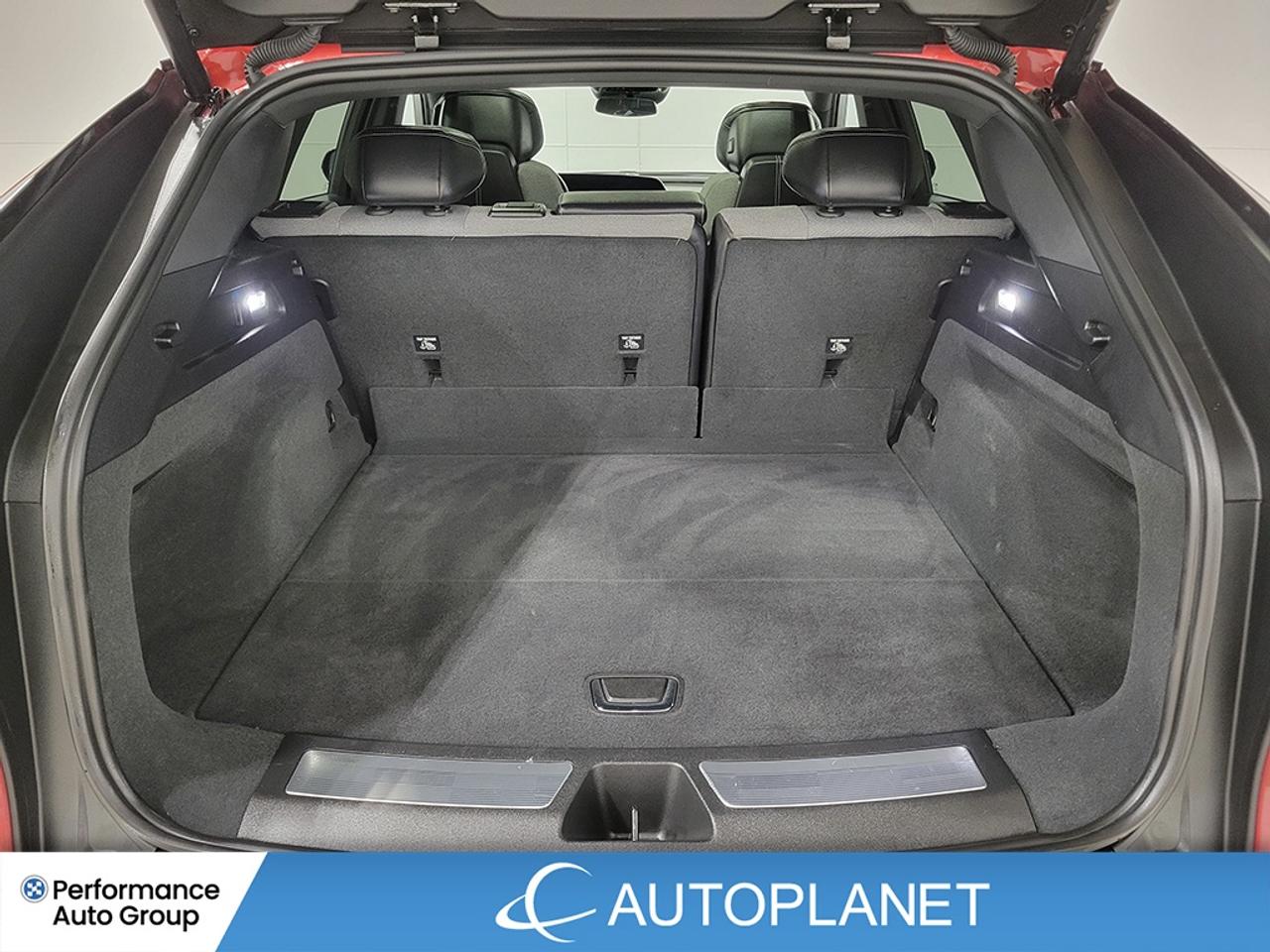 2024 Cadillac LYRIQ Tech, Electric, 494Km Range (est), Back Up Cam! Photo