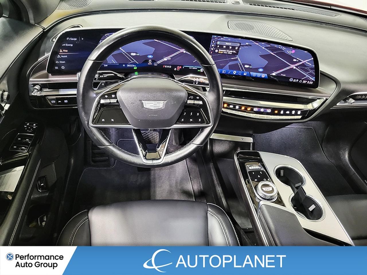 2024 Cadillac LYRIQ Tech, Electric, 494Km Range (est), Back Up Cam! Photo