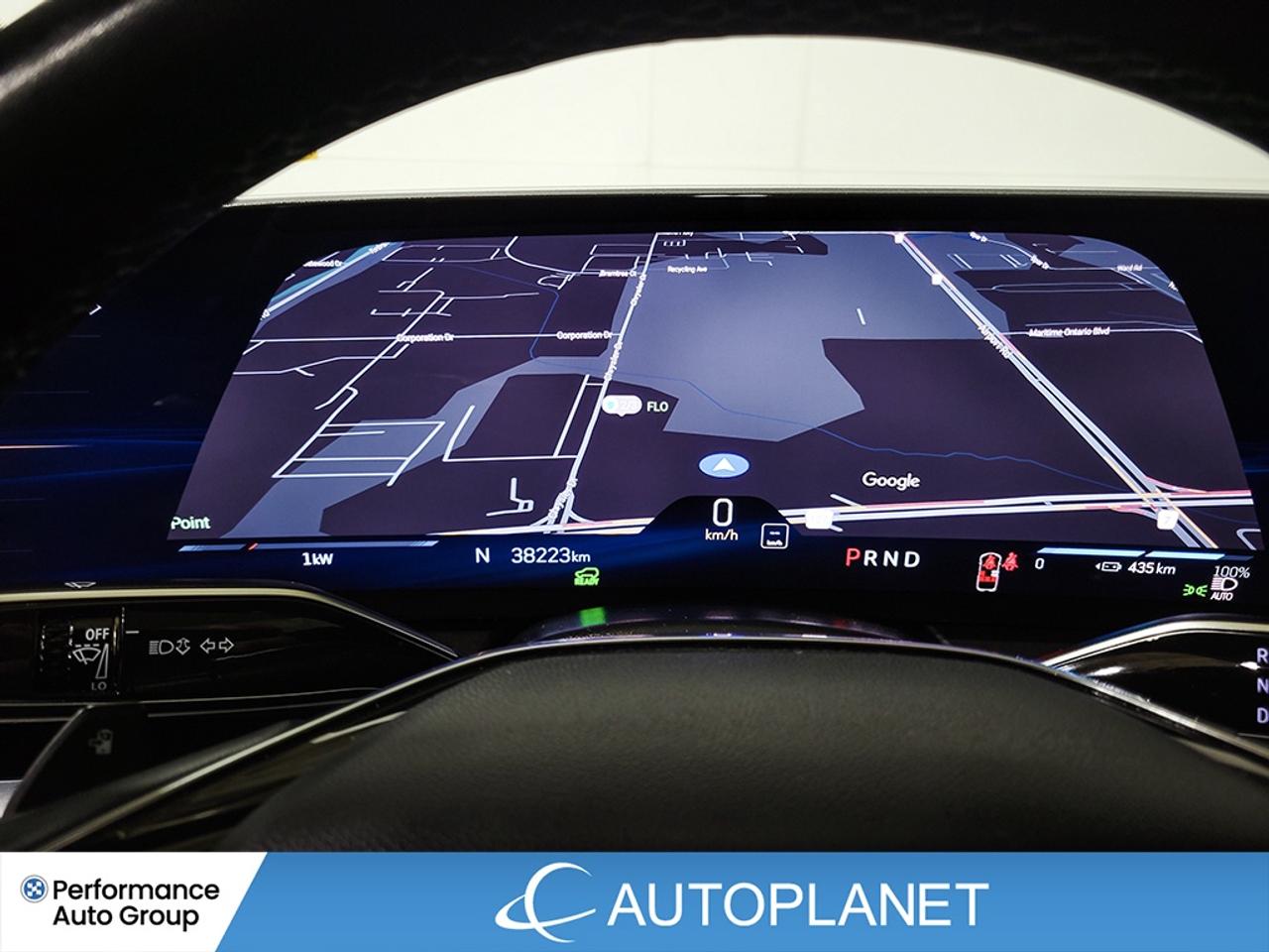 2024 Cadillac LYRIQ Tech, Electric, 494Km Range (est), Back Up Cam! Photo