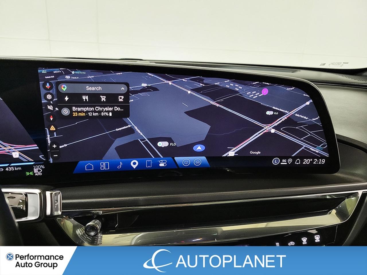 2024 Cadillac LYRIQ Tech, Electric, 494Km Range (est), Back Up Cam! Photo