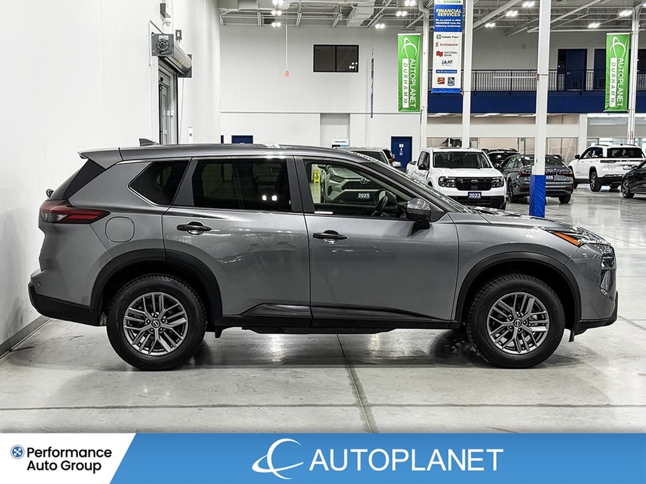 2025 Nissan Rogue S AWD, Back Up Cam, Heated Seats, Bluetooth! Photo