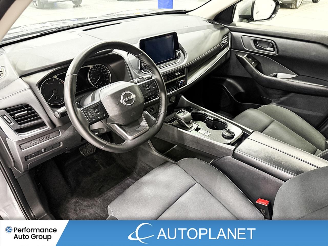 2025 Nissan Rogue S AWD, Back Up Cam, Heated Seats, Bluetooth! Photo