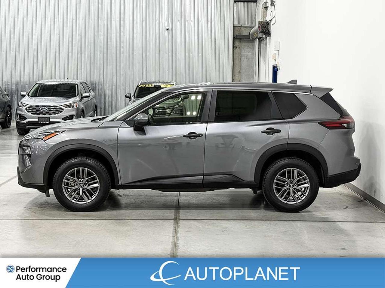 2025 Nissan Rogue S AWD, Back Up Cam, Heated Seats, Bluetooth! Photo