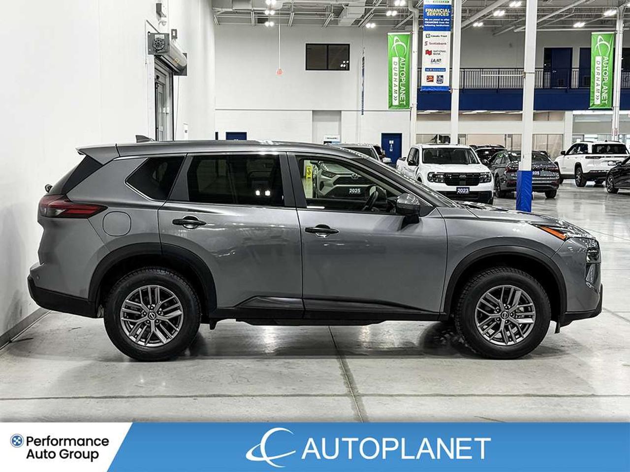 2025 Nissan Rogue S AWD, Back Up Cam, Heated Seats, Bluetooth! Photo