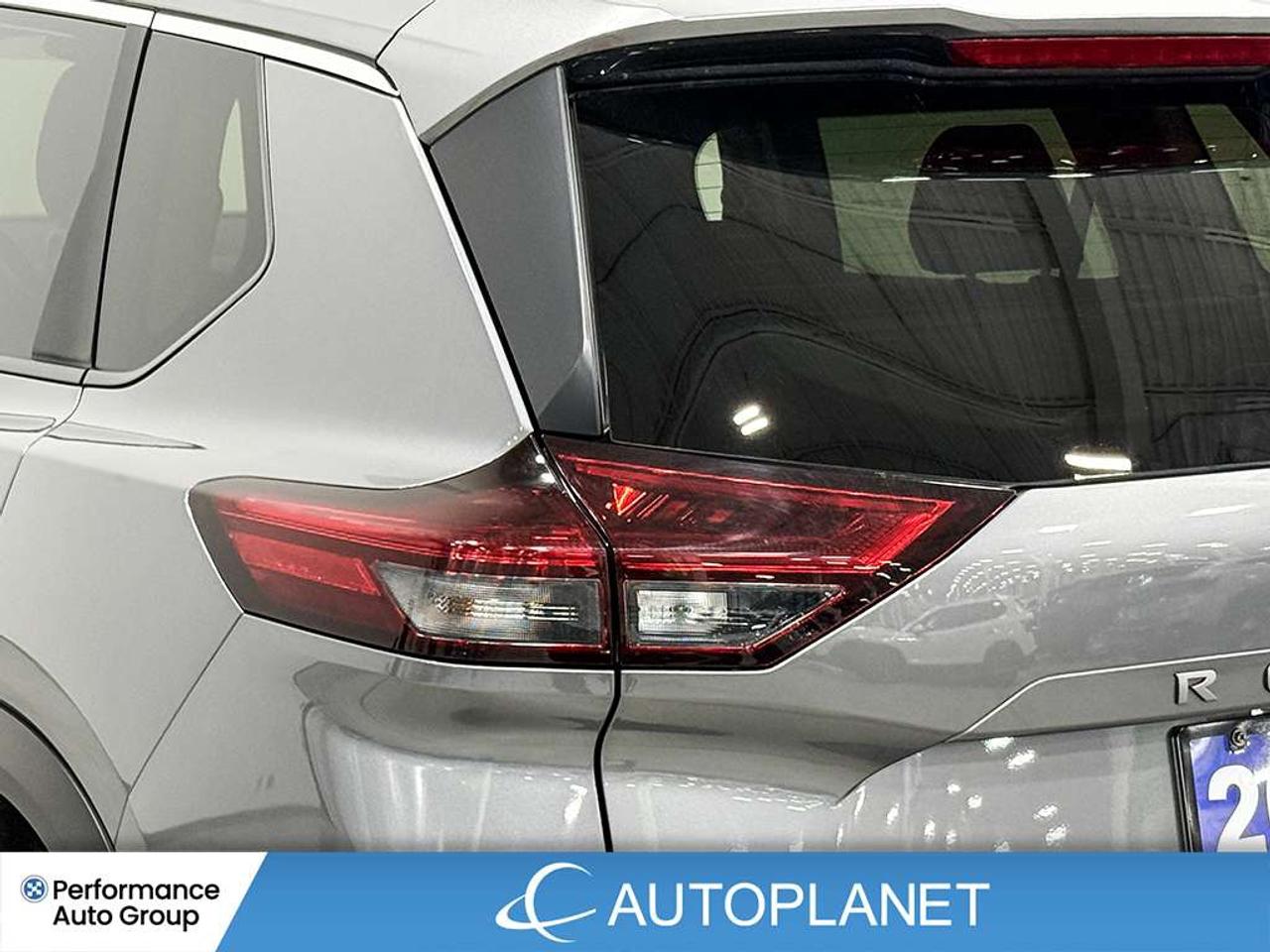 2025 Nissan Rogue S AWD, Back Up Cam, Heated Seats, Bluetooth! Photo