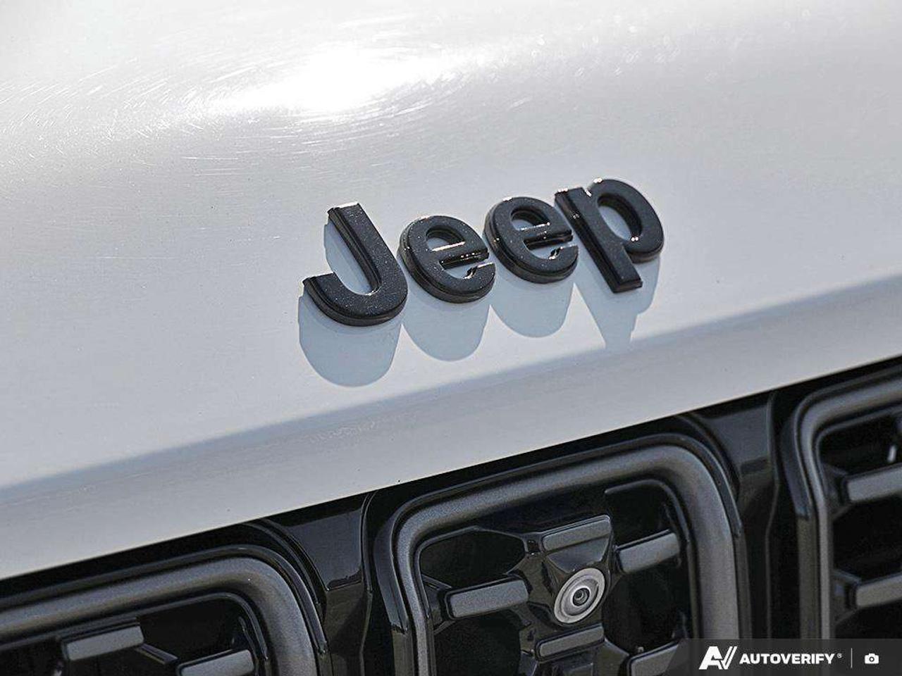 2023 Jeep Grand Cherokee SUMMIT RESERVE, 3.6L V6, AWD, ALLOYS, LEATHER 6-PASSENGER, CERTIFIED PREOWNED! Photo