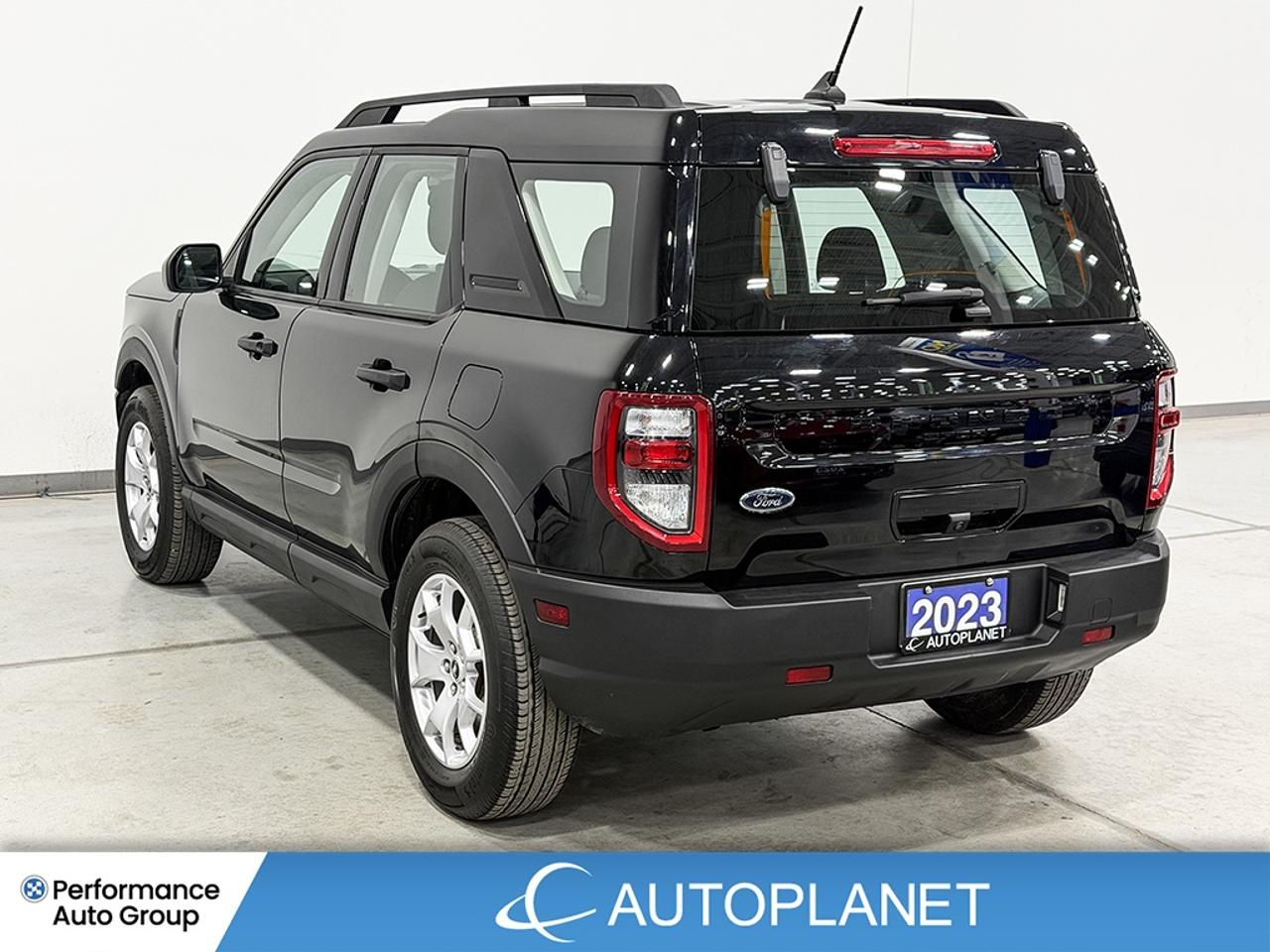 2023 Ford Bronco Sport 4x4, Back Up Cam, Heated Seats, Apple CarPlay! Photo
