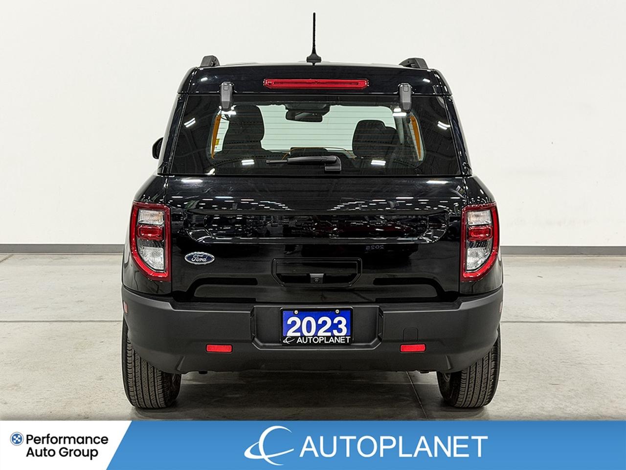 2023 Ford Bronco Sport 4x4, Back Up Cam, Heated Seats, Apple CarPlay! Photo