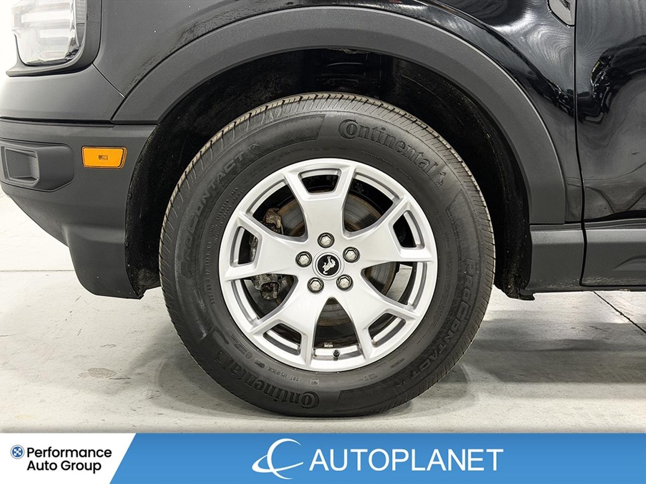 2023 Ford Bronco Sport 4x4, Back Up Cam, Heated Seats, Apple CarPlay! Photo